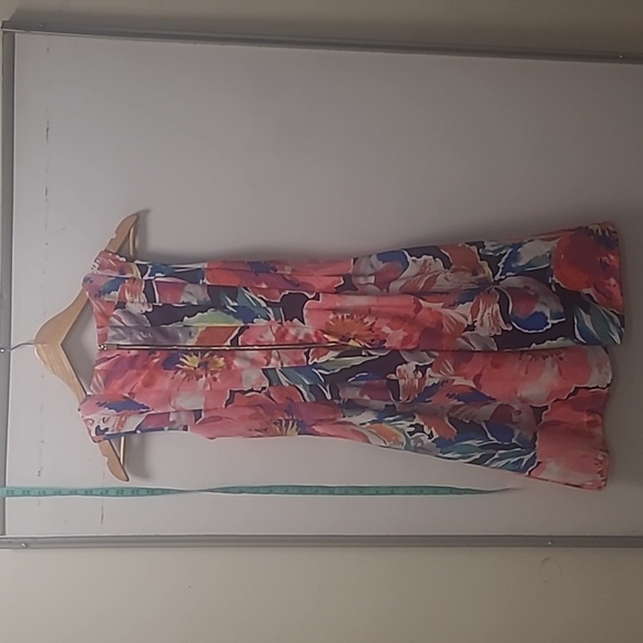 Vince Camuto sleveless floral dress size 2 - Picture 2 of 5